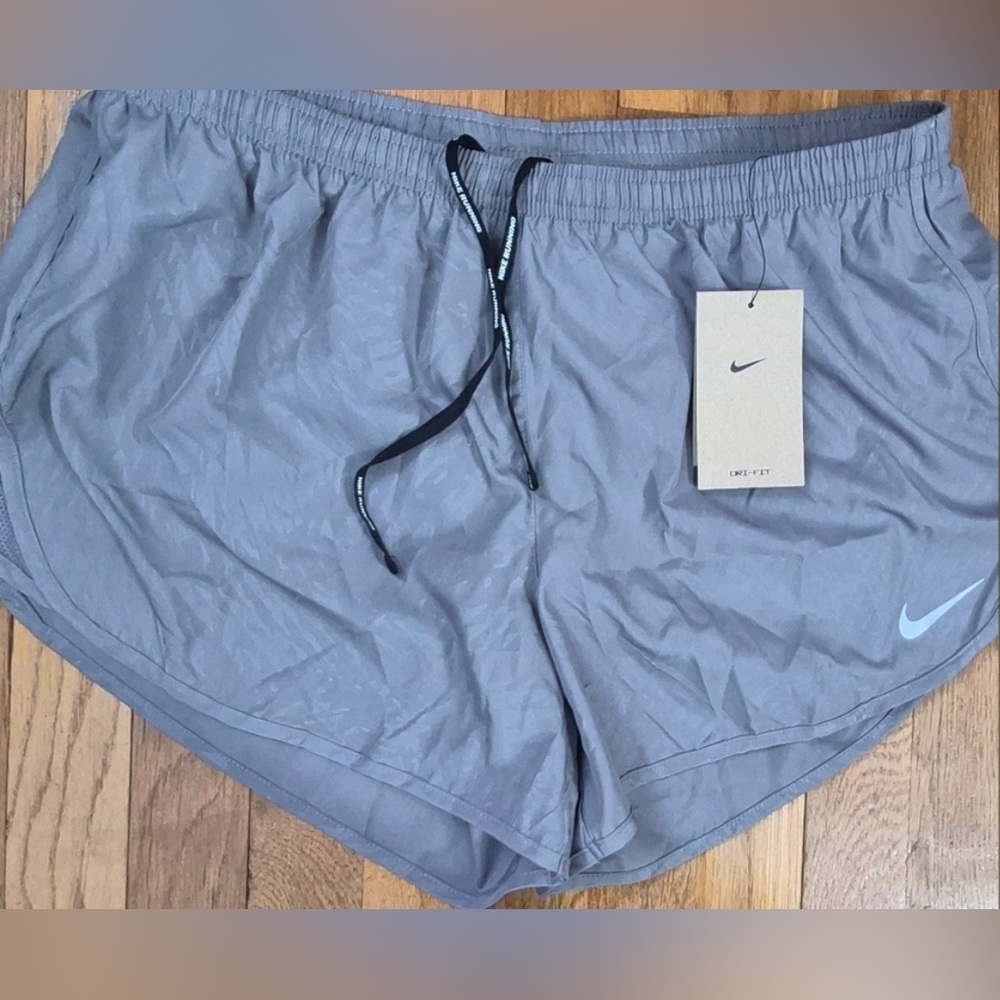 Nike Running Grey Dri-FIT Athletic Shorts Womens XL Athleisure Workout Gym Run